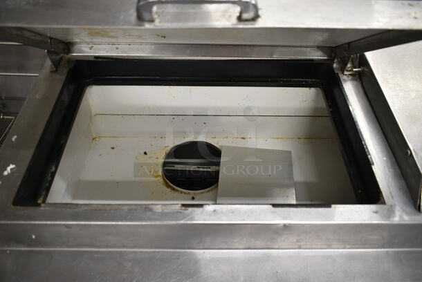 True TPP-93D-6 Stainless Steel Commercial Pizza Prep Table w/ 6 Drawers on Commercial Casters. 115 Volts, 1 Phase. Tested and Working! - Image 3 of 12