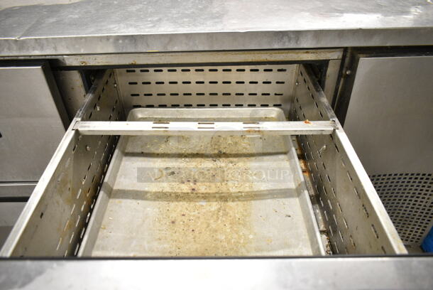 True TPP-93D-6 Stainless Steel Commercial Pizza Prep Table w/ 6 Drawers on Commercial Casters. 115 Volts, 1 Phase. Tested and Working! - Image 7 of 12