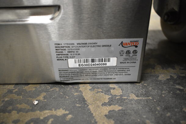 BRAND NEW SCRATCH AND DENT! Avantco 177EG30N Stainless Steel Commercial 30" Electric Countertop Griddle. 208/240 Volts, 1 Phase. - Image 7 of 7