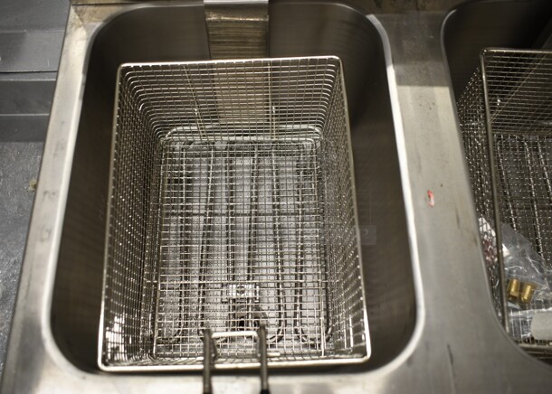 2023 Avantco 177F202 Stainless Steel Commercial Countertop Electric Powered 2 Bay Fryer w/ Lids and Metal Fry Baskets. 208-240 Volts, 1 Phase. - Image 6 of 10