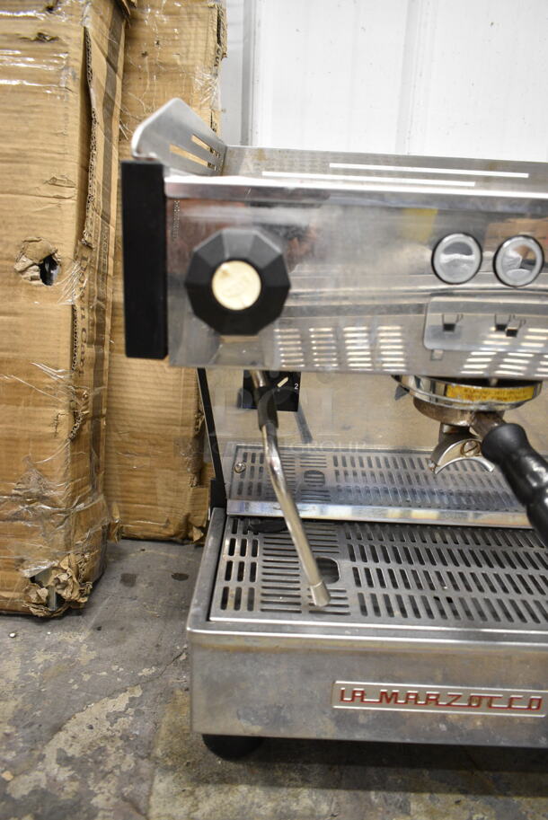 2016 La Marzocco LN/21 3AV Linea Stainless Steel Commercial Countertop 3 Group Espresso Machine w/ 4 Portafilters and 2 Steam Wands. 208-240 Volts, 1 Phase. - Image 5 of 11