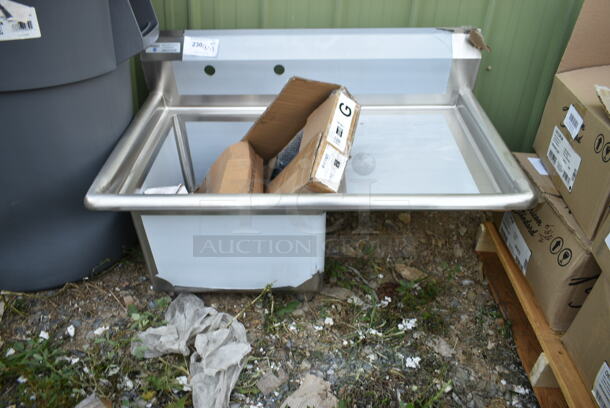 BRAND NEW SCRATCH AND DENT! Steelton 522CS11818R 38 3/4" 18-Gauge Stainless Steel One Compartment Commercial Sink with Right Drainboard - 18" x 18" x 12" Bowl. No Legs.  - Image 3 of 6
