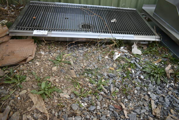 BRAND NEW SCRATCH AND DENT! Regency 600FT2448SS 24" x 48" 14-Gauge Stainless Steel Floor Trough with Grate - Image 3 of 6