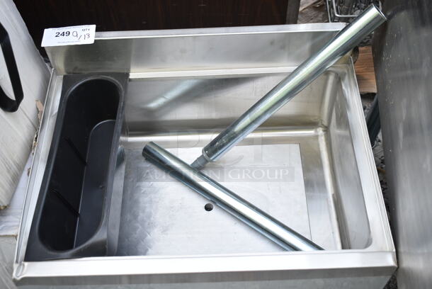 BRAND NEW SCRATCH AND DENT! Stainless Steel Ice Bin w/ Cold Plate. Missing 2 Legs - Image 3 of 5