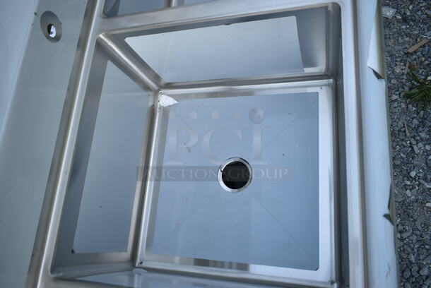 BRAND NEW SCRATCH AND DENT! Regency 600S42424224 Stainless Steel 4 Bay Sink w/ Dual Drain Board. No Legs. Bays 24x24x13.5. Drain Boards 22x26 - Image 6 of 10