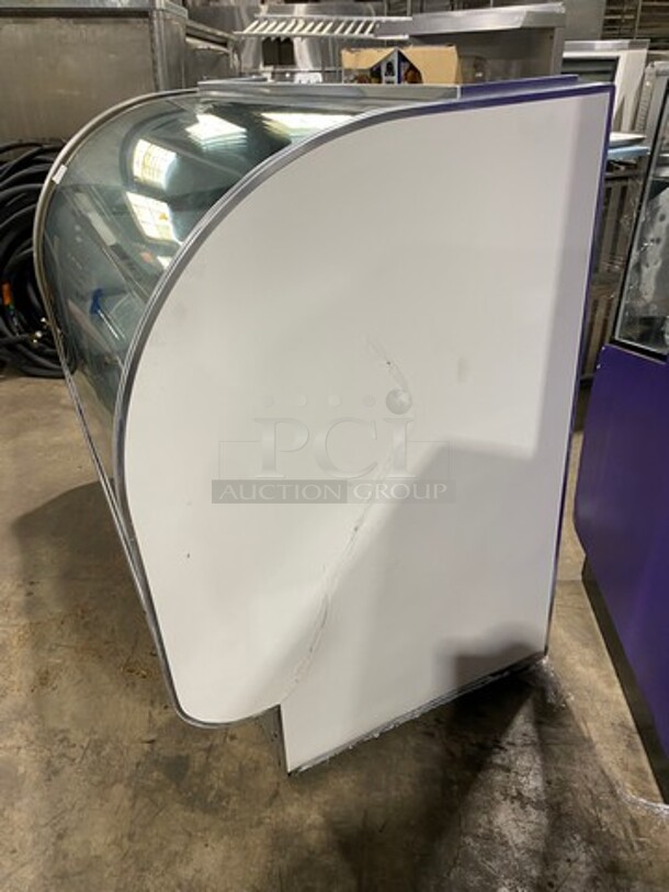 Leader Commercial Refrigerated Deli/ Bakery Display Case Merchandiser! With Curved Front Glass! With Rear Access Doors! - Image 3 of 8