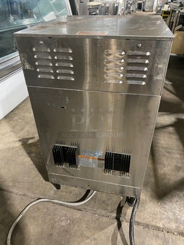 Bunn Dual  Stainless Steel Commercial Countertop Double Coffee Machine w/ Hot Water Dispenser, And 2 Metal Brew Baskets. MODEL DUAL SH DBC SN:DUAL177212 120/208 Volts, 1 Phase. - Image 3 of 12