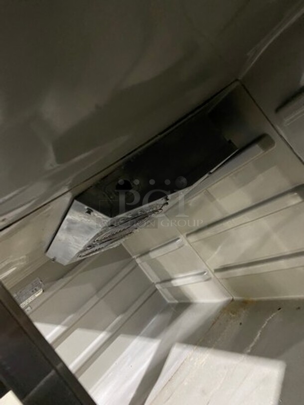 Victory Commercial Refrigerated Pizza Prep Table! With 3 Door Storage Space Underneath! All Stainless Steel! Model: VPT88 SN: P0277405 115V 60HZ 1 Phase - Image 7 of 10