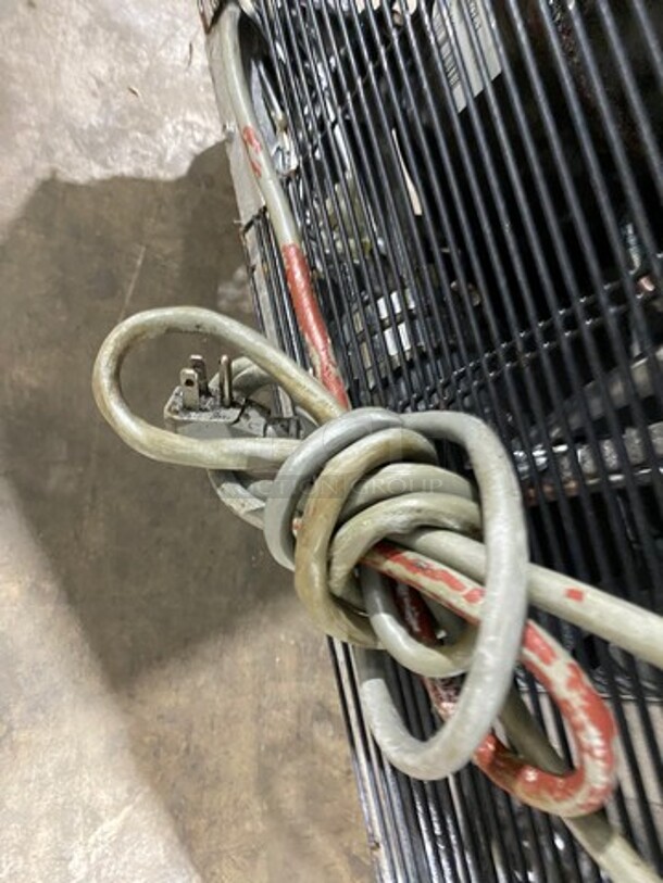 Turbo Air Refrigerated Salad Bar Island! With Double Over Head Shelf Storage! Single Door Storage Space Underneath! All Stainless Steel! On Casters! Model: MST28 115V - Image 10 of 10