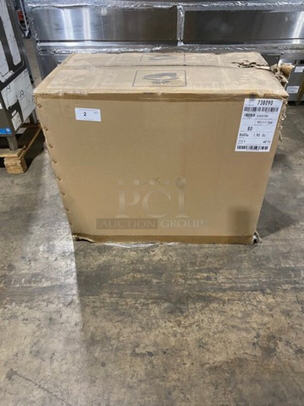 SCRATCH-N-DENT! LATE MODEL! Kelvinator Commercial Reach Down Chest Freezer! With Hinged Top Lid! Model: KCNF073WS SN: F738090 115V - Image 1 of 10