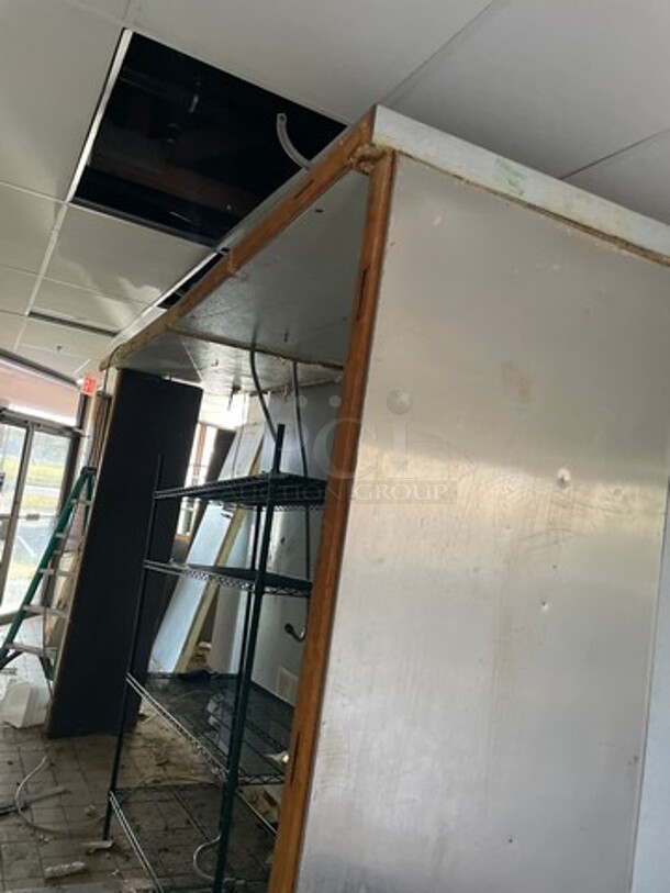 NICE! Kolpak Commercial Walk In Cooler And Freezer Combo Unit! Cooler Has NO FLOOR, Freezer WITH FLOOR! With Blower! NO COMPRESSOR! METRO RACKS NOT INCLUDED! Box Size 7' By 13'.5 By 8'! - Image 11 of 11