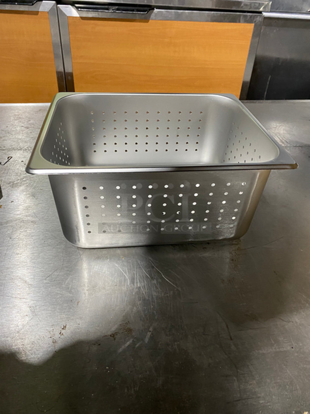 NEW! IN THE BOX! Winco Stainless Steel Perforated Food Pans! 6 Pans In Box! 6x Your Bid! - Image 4 of 8