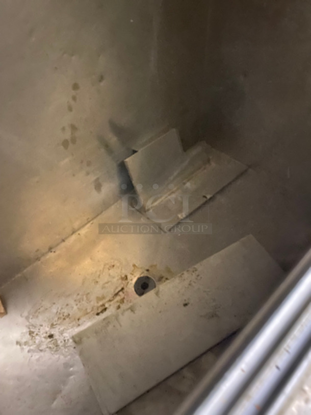 Hoshizaki Commercial Ice Maker Machine! On Commercial Ice Bin! All Stainless Steel! NOT TESTED!  Model: KM901MAH SN: A03755E 208/230V 60HZ 1 Phase - Image 6 of 8