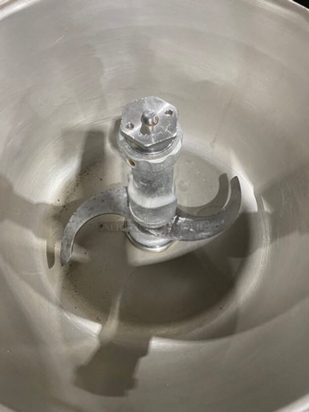 West Glen Commercial Vertical Cutter/Mixer/Mincer! All Stainless Steel! On Legs! Model: WGM445 SN: KJ200144 208V 60HZ 3 Phase - Image 5 of 9