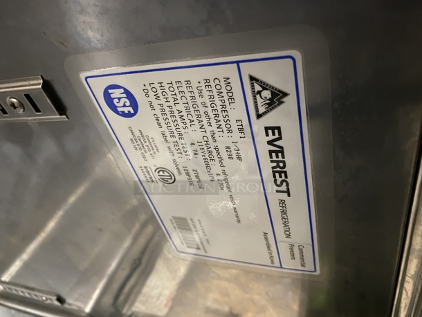 Everest ETBF1 Stainless Steel Commercial Single Door Undercounter Freezer on Commercial Casters. 115 Volts, 1 Phase. 28x32x34. Tested and Working! - Image 5 of 6