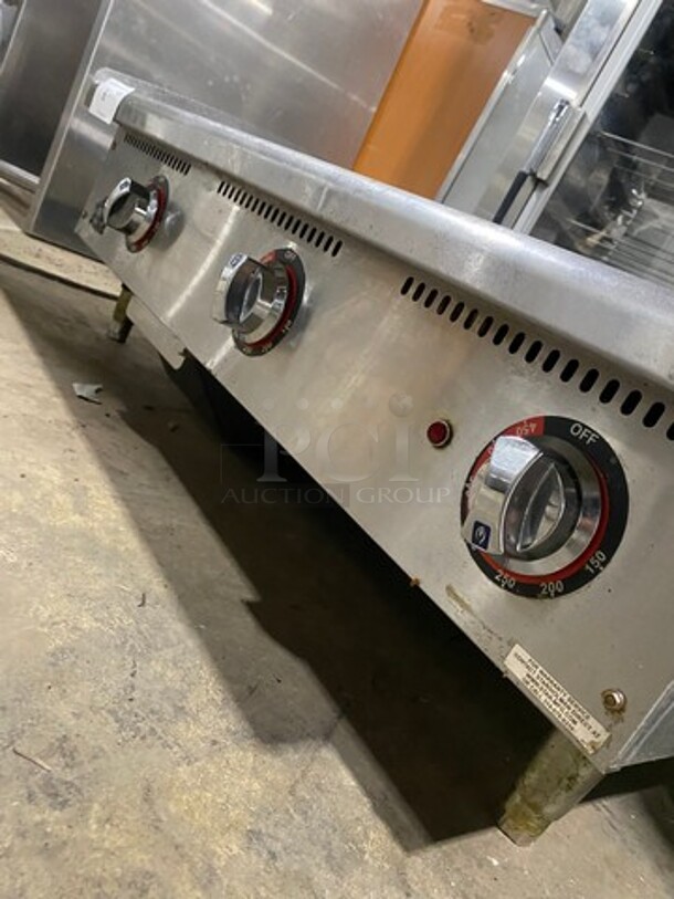 Star Max Commercial Countertop Electric Powered Flat Top Griddle! With Back And Side Splashes! All Stainless Steel! On Small Legs! WORKING WHEN REMOVED! - Image 6 of 7