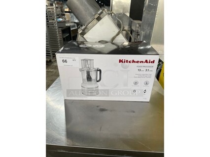 Brand New! KitchenAid® 13-Cup Food Processor! Snap-and-go! 3.1 Liters! With Attachments!