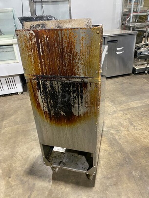 Atosa Commercial Gas Powered Deep Fat Fryer! All Stainless Steel! On Legs! - Image 3 of 8