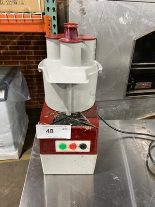 Robot Coupe Commercial Countertop Food Processor/Chopper Machine! Model: R2N SN: 2463643703A07 120V