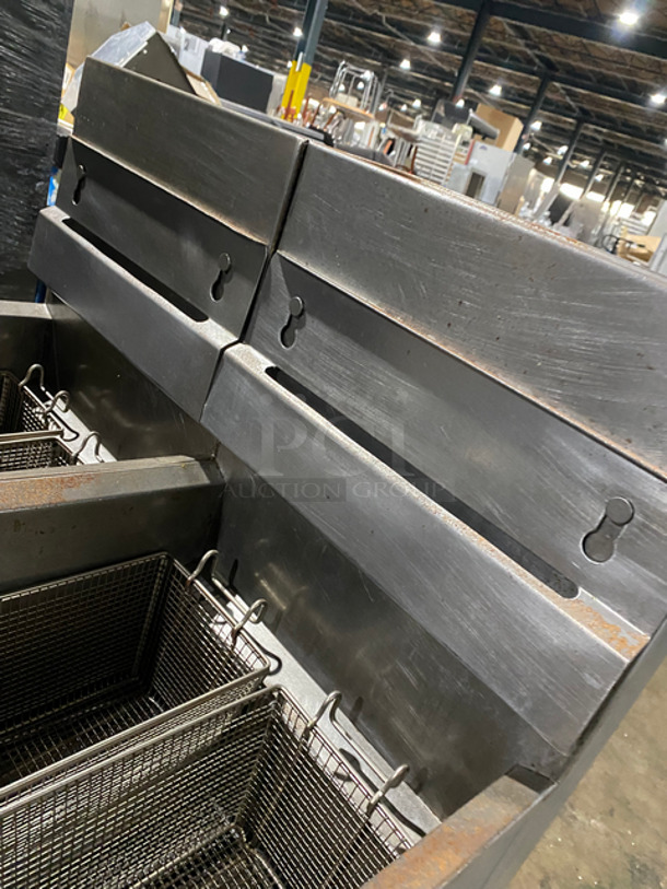 Pitco Frialator Commercial Natural Gas Powered 2 Bay Deep Fat Fryer! With Back Splash! With 4 Metal Frying Baskets! All Stainless Steel! On Casters! - Image 8 of 10