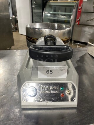 Waring Commercial Countertop Waffle Maker! Model WW180X! 120V!