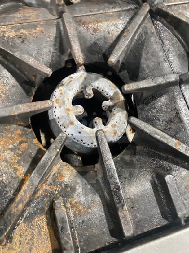 SUNFIRE Stainless Steel Commercial Natural Gas Powered 6 Burner Range W/ Raised Right Side Flat Top Griddle & Cheese Melter! With Raised Backsplash And 2 Full Size Ovens! On Legs!  - Image 6 of 9