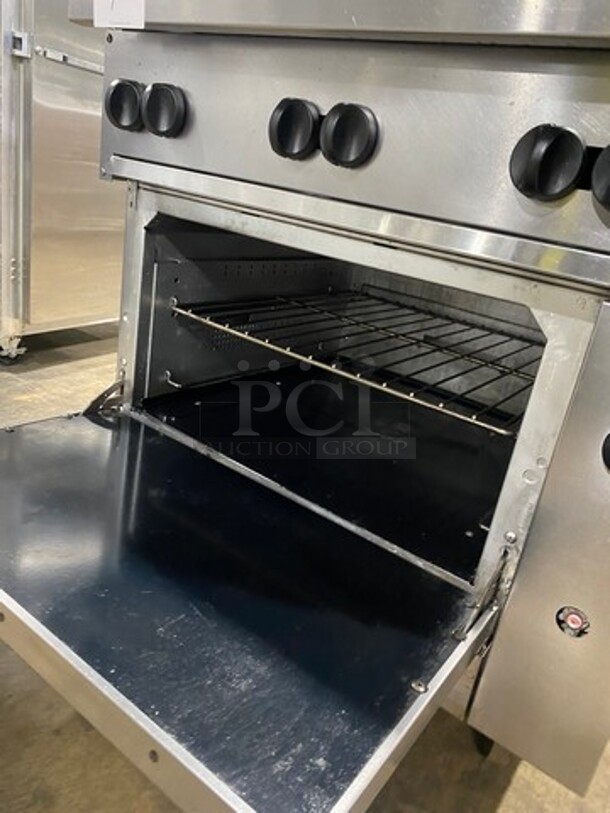 Vulcan Commercial Natural Gas Powered 6 Burner Stove! With Raised Back Splash And Salamander Shelf! With Oven Underneath! All Stainless Steel! Model: 36S6BN SN: 481938247 - Image 7 of 9