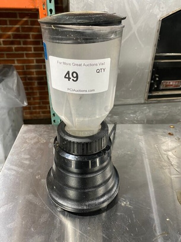 Waring Commercial Countertop Bar Blender! With 48 OZ Pitcher And Lid! - Image 1 of 7
