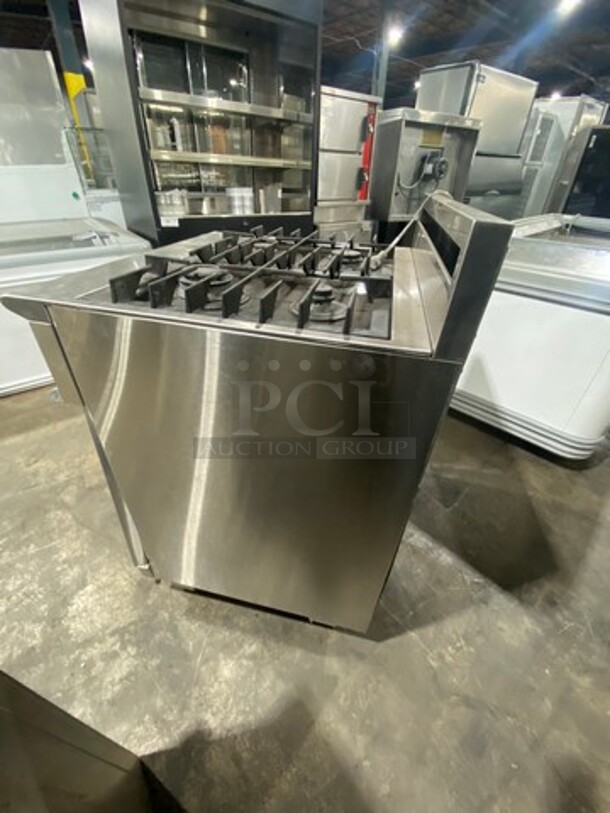 Electrolux 4 Burner Stove! With Back Splash! With Oven Underneath! Metal Oven Racks! All Stainless Steel! Model: E30GF74HPS1 SN: NF83812153 - Image 4 of 12
