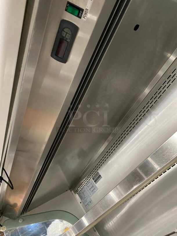 Turbo Air Commercial Refrigerated Grab-N-Go Open Case Merchandiser! With View Through Sides! With Front Cover! Model: TOM50W SN: OM50011005 120V 60HZ 1 Phase - Image 6 of 8