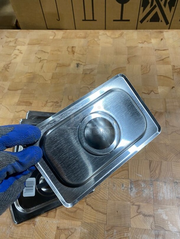 All Stainless Steel 1/9 Food Pan Lids! 6x Your Bid - Image 5 of 7