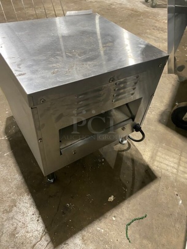 Ava Toast Commercial Countertop Conveyor Toaster! All Stainless Steel! On Legs! Model: TT300A SN: 0621T140768 120V! Working! - Image 3 of 8