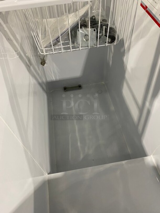 SCRATCH-N-DENT! Kelvinator Commercial Reach Down Freezer! Model: KCNF073WS SN: 95111779 115V - Image 7 of 12