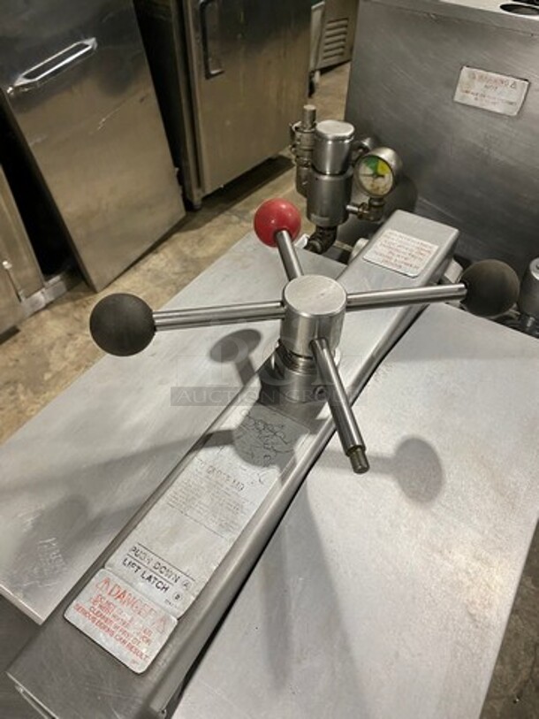 Henny Penny Commercial Electric Powered Pressure Fryer! All Stainless Steel! On Casters! Model: 500 - Image 6 of 10