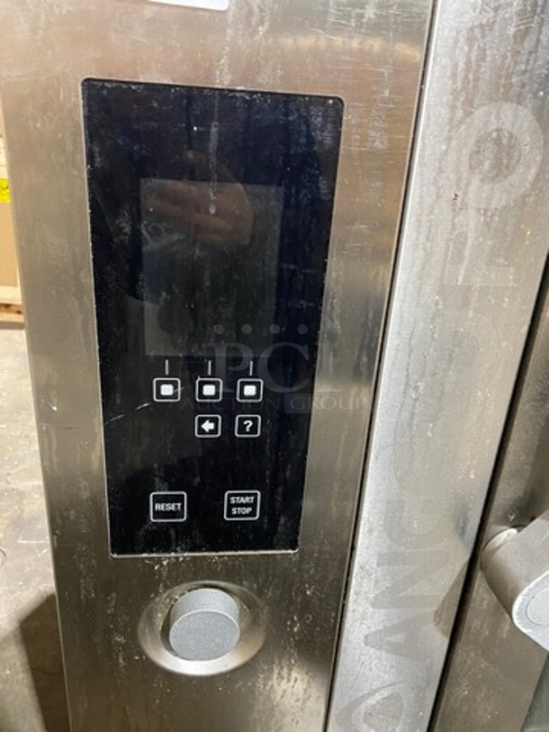 Angelo Po Commercial Combi Convection Oven! With Digital Controls! With View Through Door! Metal Oven Racks! All Stainless Steel! Model: FX101E30UX02 SN: 83588113501 208V 60HZ 3 Phase - Image 6 of 12