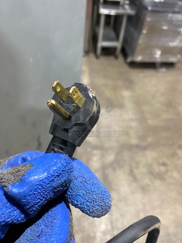 2012 Imbera Commercial Single Door Reach In Cooler Merchandiser! With View Through Door! Poly Drink Racks! WORKING WHEN REMOVED! Model: G319 SN: 534121112788 115V 60HZ 1 Phase - Image 10 of 10