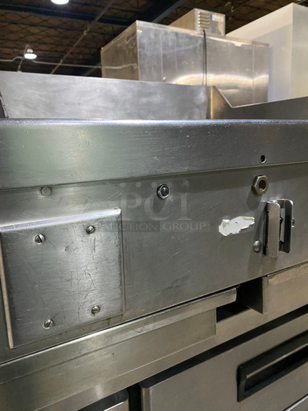 Woodstone Commercial Countertop Natural Gas Powered Flat Griddle! With Split Top! With Back & Side Splashes! All Stainless Steel! - Image 7 of 11