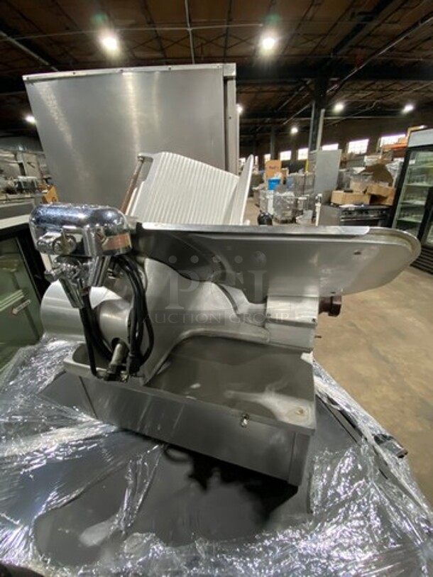 Globe Commercial Countertop Deli/ Meat Slicer! All Stainless Steel! Model: 720 SN: 721232  - Image 2 of 9