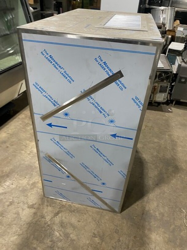 BRAND NEW! All Stainless Steel Commercial Hood System! - Image 4 of 6