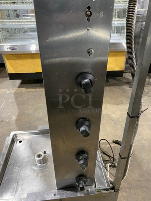 Archway Commercial Countertop Natural Gas Powered Vertical Broiler Gyro Machine! All Stainless Steel! WORKING WHEN REMOVED! Model: 5BSTDNG SN: 1810020558001 - Image 7 of 9