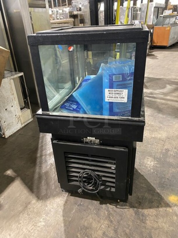 Marine Land Commercial Electric Powered Live Seafood Tank Aquarium! Model: ML22 SN: 15245 120V 60HZ 1 Phase - Image 4 of 8