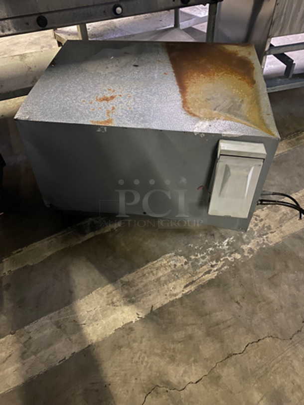 NorLake Commercial Walk-In Freezer! With Floor And With Remote Compressor! Model: RCPF100DCACOND SN: 02040586 208/230V 60HZ 1 Phase - Image 5 of 8