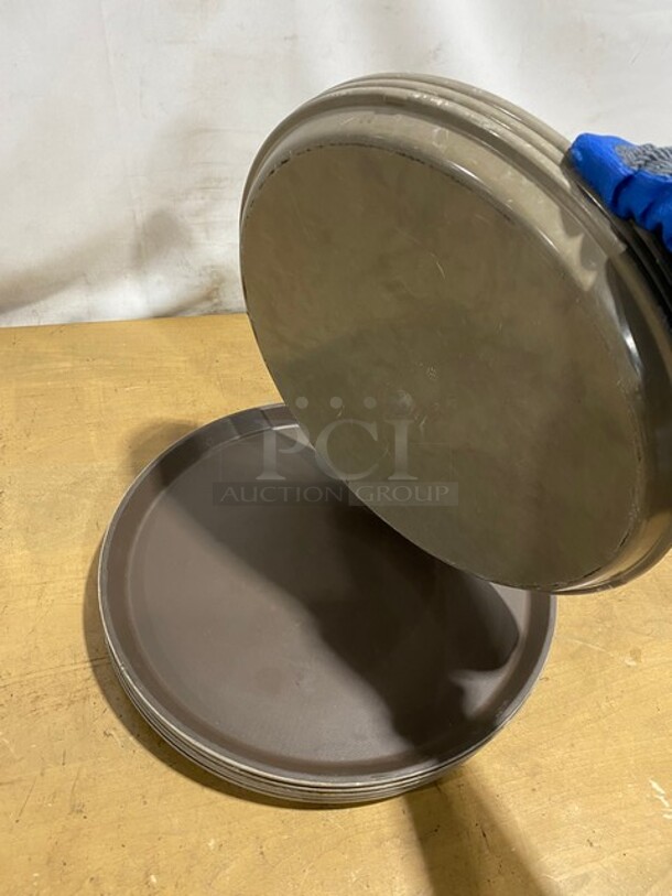 Cambro Round Non-Skid Serving Trays! 8X Your Bid!  - Image 3 of 5