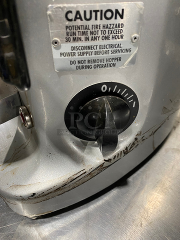 Mazzer Luigi Commercial Countertop Coffee Bean Grinder! Stainless Steel Body! Model: SUPERJOLLYTIMER SN: 1228098 120V 60HZ 1 Phase - Image 9 of 10