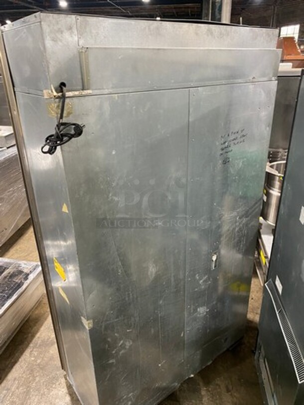 Viking Upright Half Cooler Half Freezer Combo Unit! With Poly Coated Racks And Shelves! Stainless Steel! - Image 4 of 9