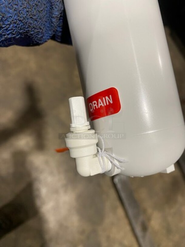 NEW! IN THE BOX! ALL ONE MONEY! Hardness And TDS Reduction Filter Cartridge! - Image 5 of 6