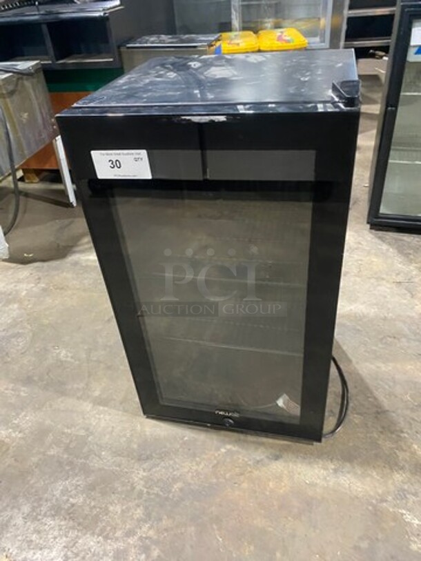 New Air Commercial Countertop/ Undercounter Single Door Cooler Merchandiser! With View Through Door! With Racks! Model: Model: AB1200B SN: 1811AF0161 110/120V