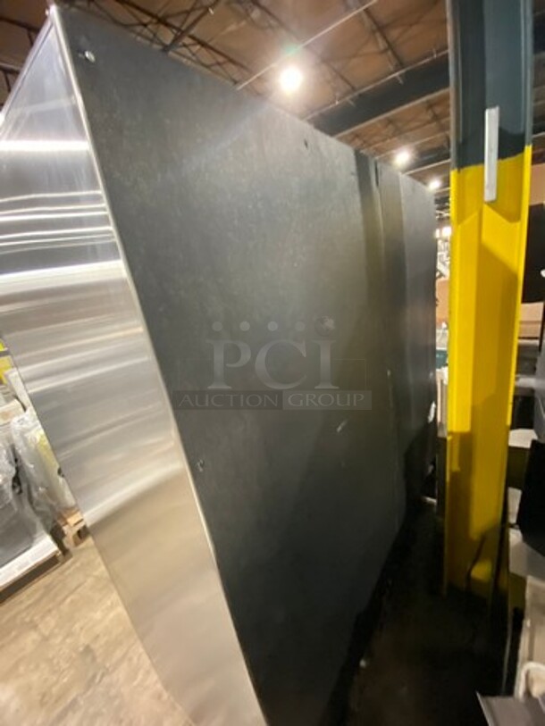 Structural Concepts Commercial Refrigerated Open Grab-N-Go Display Case! Solid Stainless Steel! Model: B7132 SN: 0255808IR271500 220V 60HZ 1 Phase - Image 4 of 7