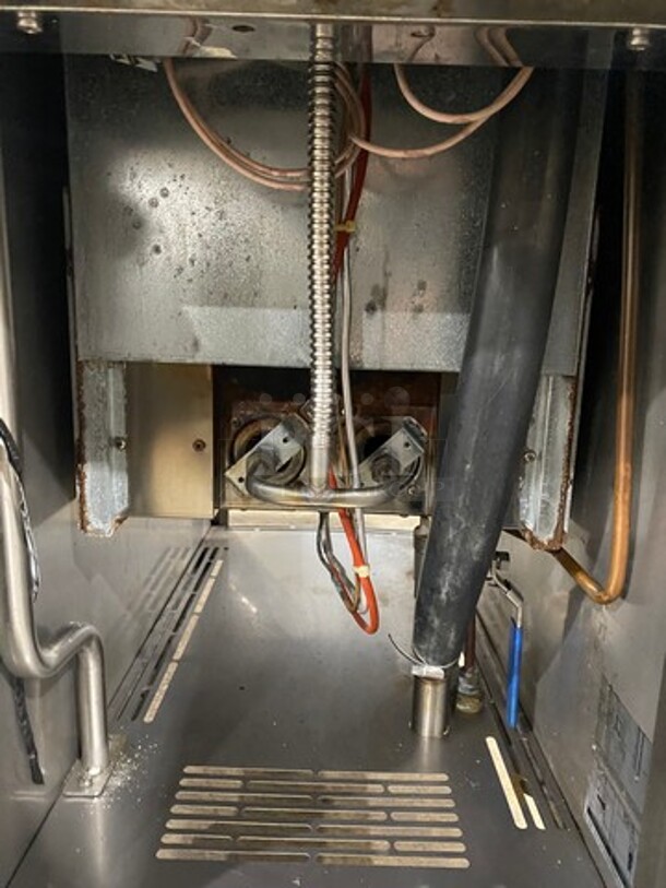 Rosito Bisani Commerical Gas Powered Pasta Cooker! All Stainless Steel! Model: CPG1TWBHBTU SN: 20080217 - Image 8 of 9