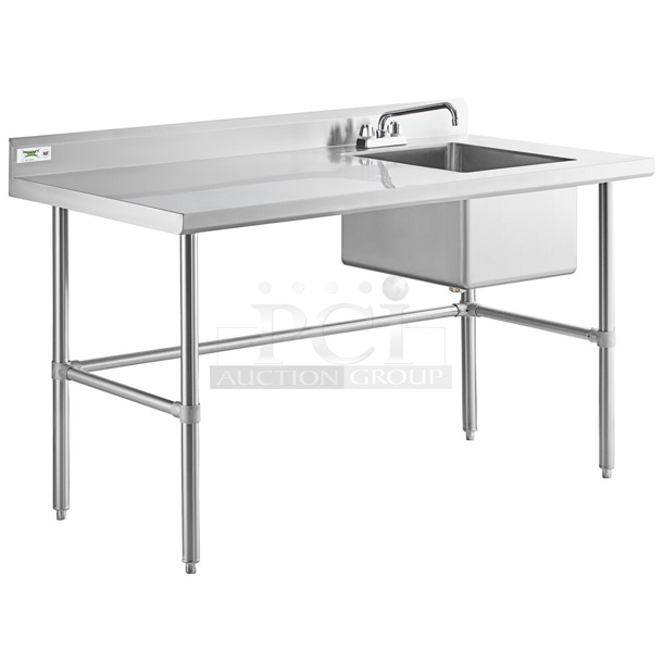 BRAND NEW SCRATCH AND DENT! Regency 600ST3096R Stainless Steel Table w/ Sink Bay. Bay 20x28x13.5